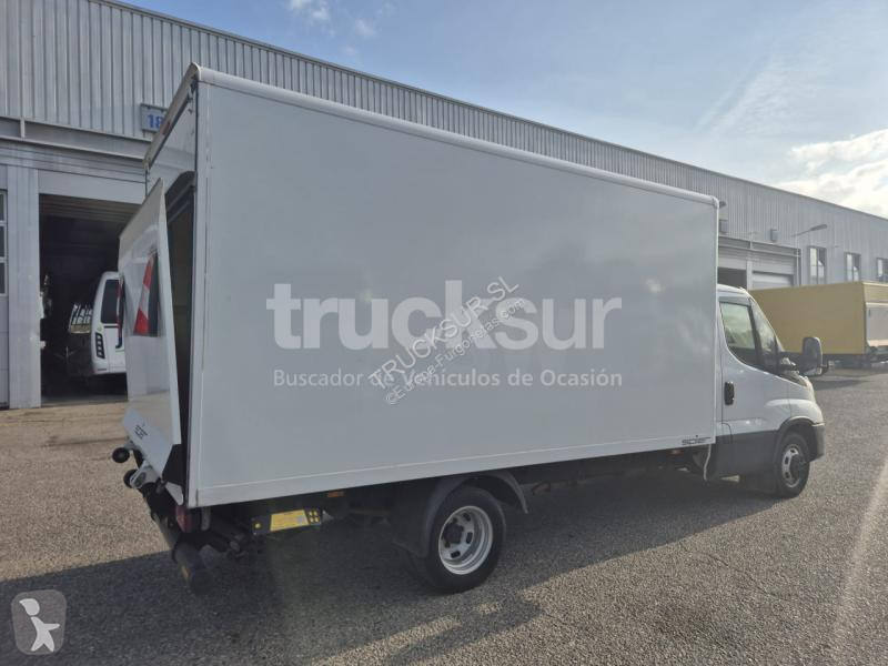 Veicolo commerciale Iveco  DAILY 35C16H