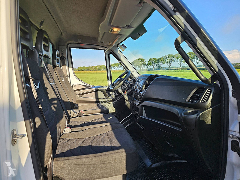 Bedrijfswagen Iveco 35C14 Bakwagen Laadklep!
