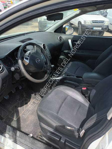 Furgoneta Nissan