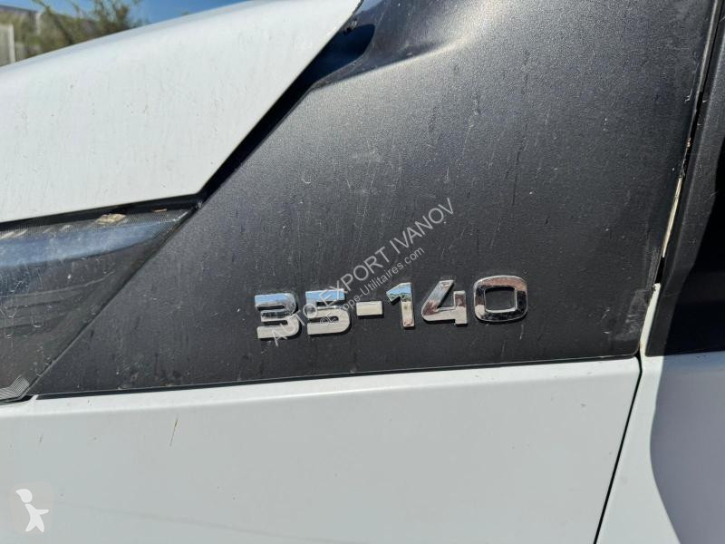 Veicolo commerciale Iveco  35C14 CAISSE HAYON