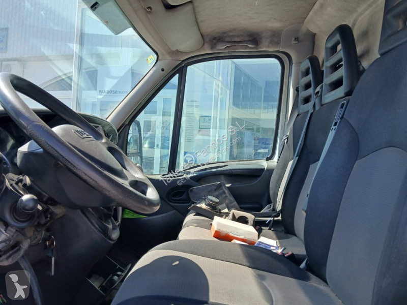 Autoutilitară Iveco  35S13 10m3
