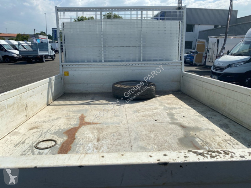 Furgoneta Iveco 35C16H3.0 empattement 3750