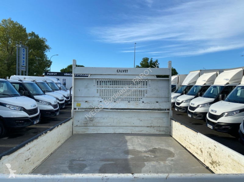 Véhicule utilitaire Iveco Empattement 4100 Tor