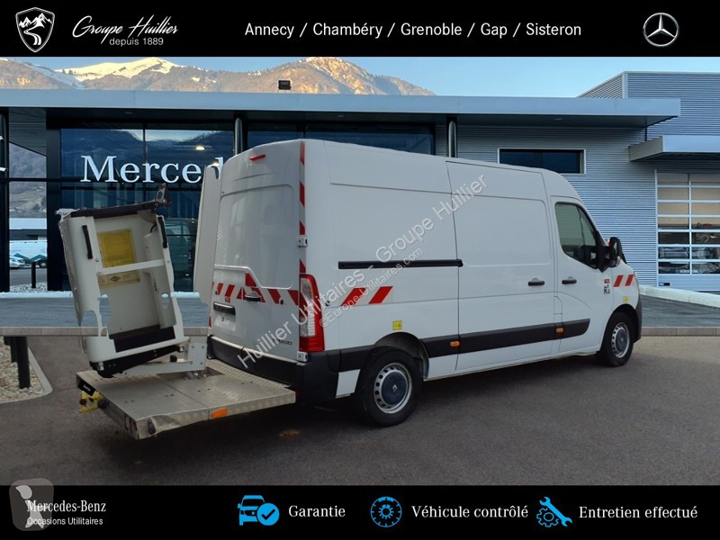 Véhicule utilitaire Renault L2H2 Nacelle - 12m...