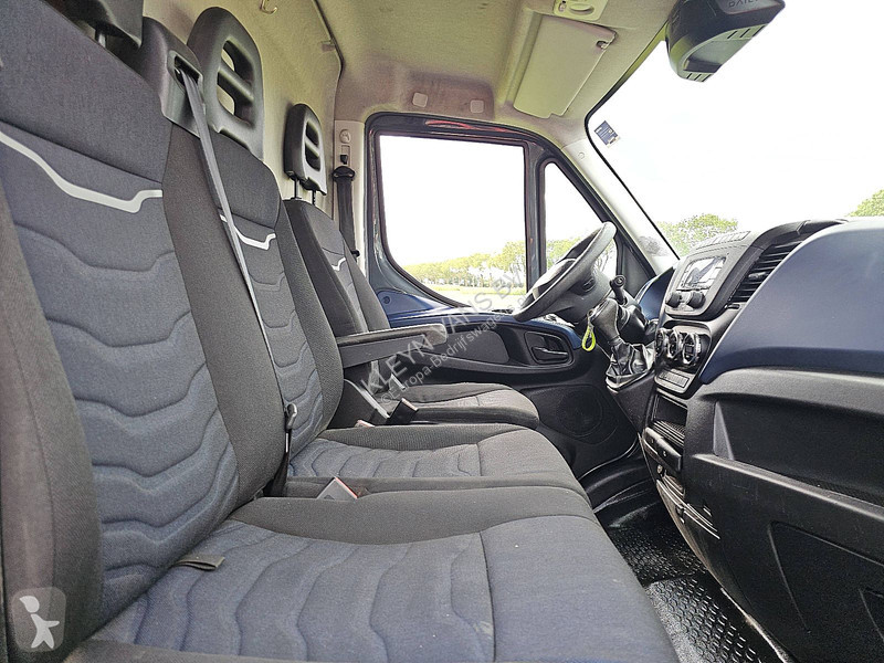 Autoutilitară Iveco