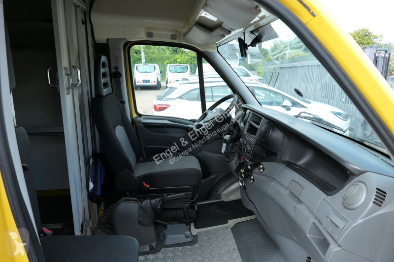 Bedrijfswagen Iveco Daily 35 S11 C30C AUTOMATIK...