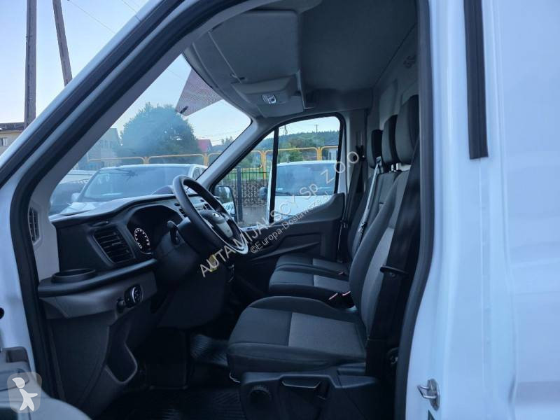 Samochód dostawczy Ford