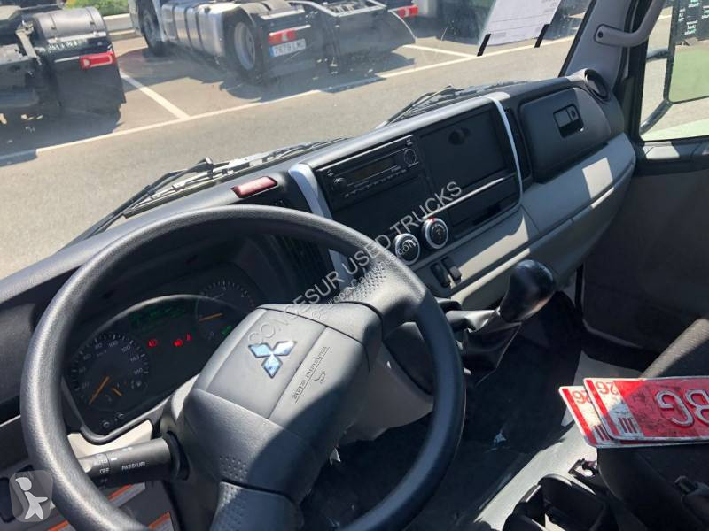 Furgoneta Fuso