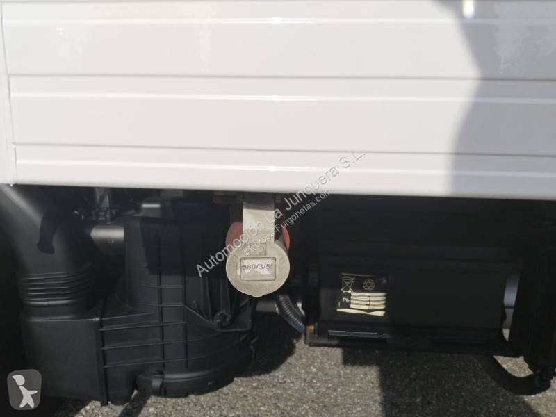 Nissan  Transporter
