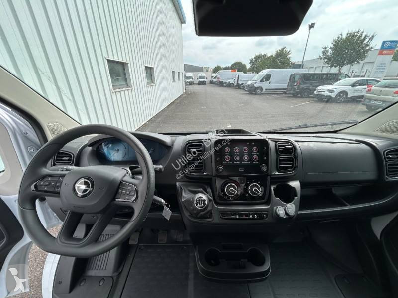 Samochód dostawczy Opel