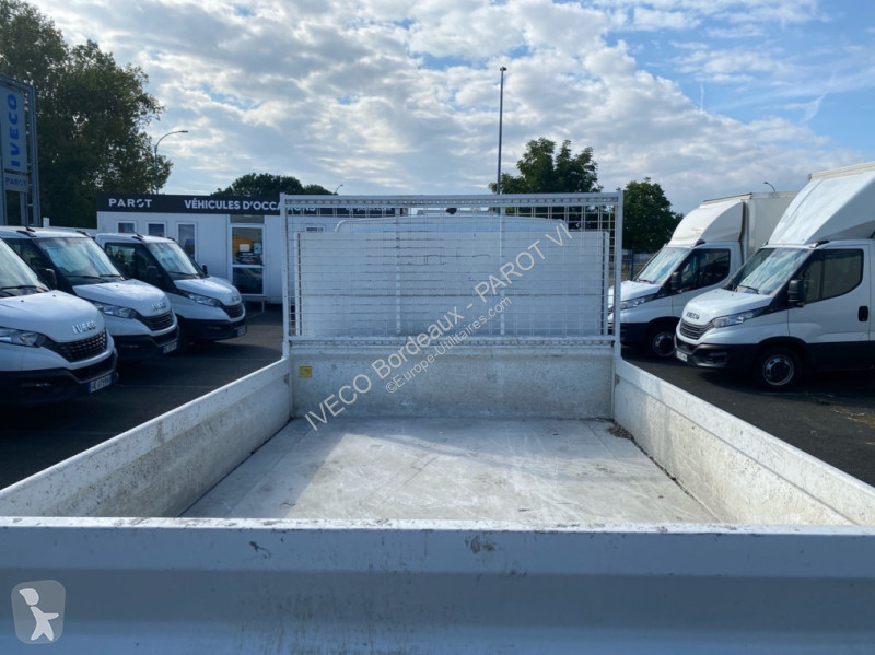 Furgoneta Iveco 35C14 D empattement 4100