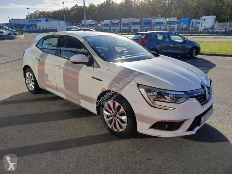 Véhicule utilitaire Renault MEGANE IV STE 1.5...
