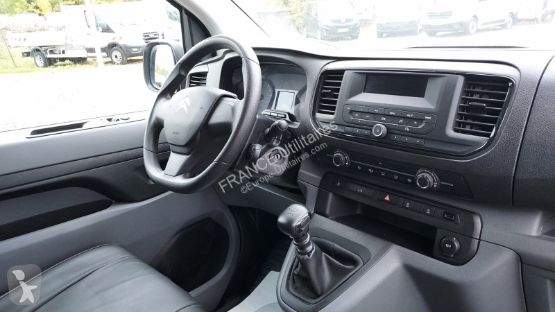 Véhicule utilitaire Citroën JUMPY FG M 2.0...