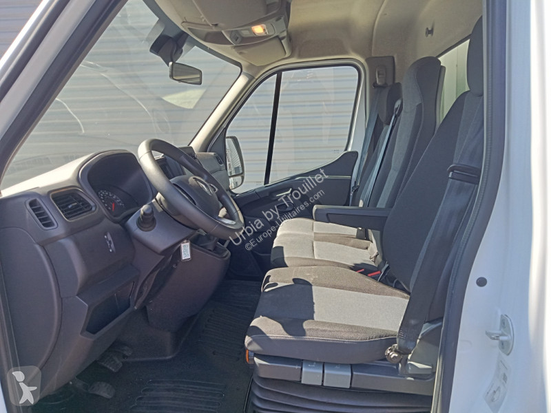 Véhicule utilitaire Renault FRIGO 12M3 165 CV...
