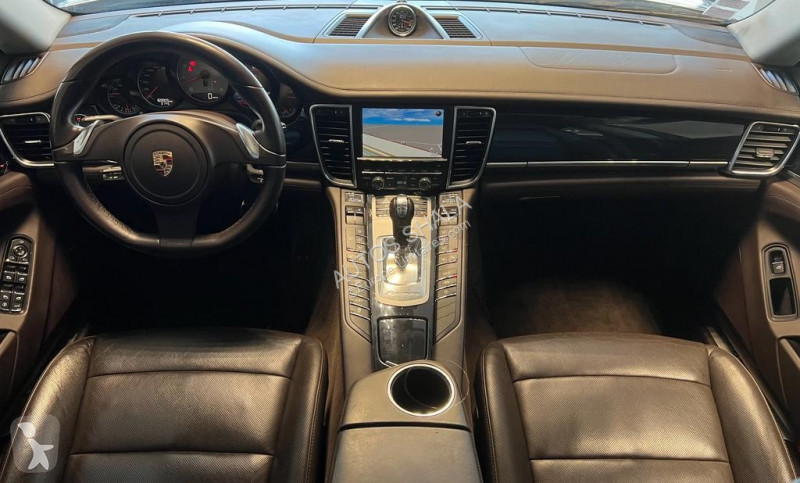 Véhicule utilitaire Porsche PANAMERA (970) 4S PDK