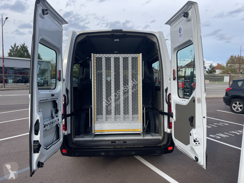 Véhicule utilitaire Renault MASTER III COMBI /...