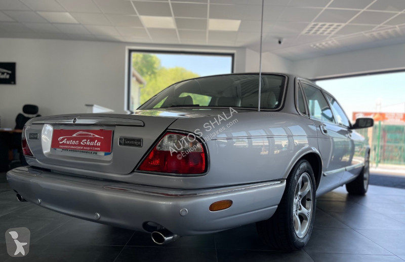 Samochód dostawczy Jaguar XJ8 4.0 V8  BA SOVEREIGN