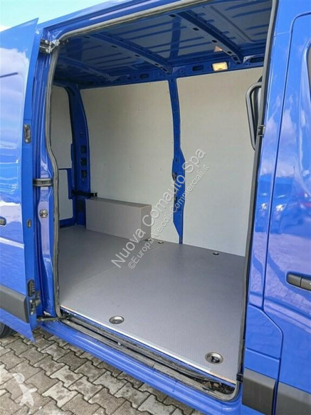 Renault III 2019 Transporter
