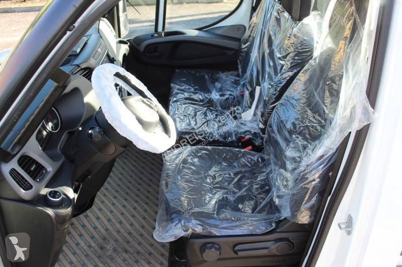 Véhicule utilitaire Iveco