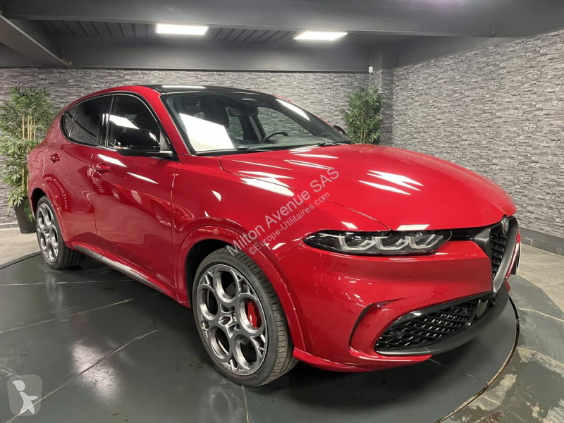 Veicolo commerciale Alfa-Roméo TONALE 1.5 mHEV...