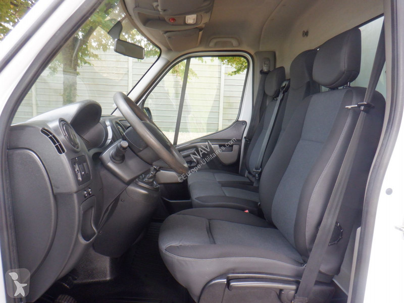 Véhicule utilitaire Renault MASTER PLATEAU...