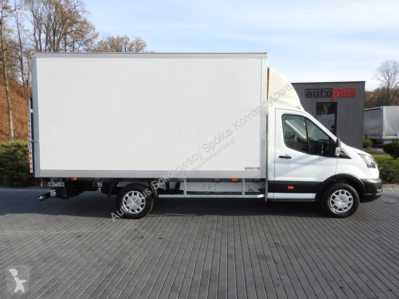 Samochód dostawczy Ford  TRANSIT