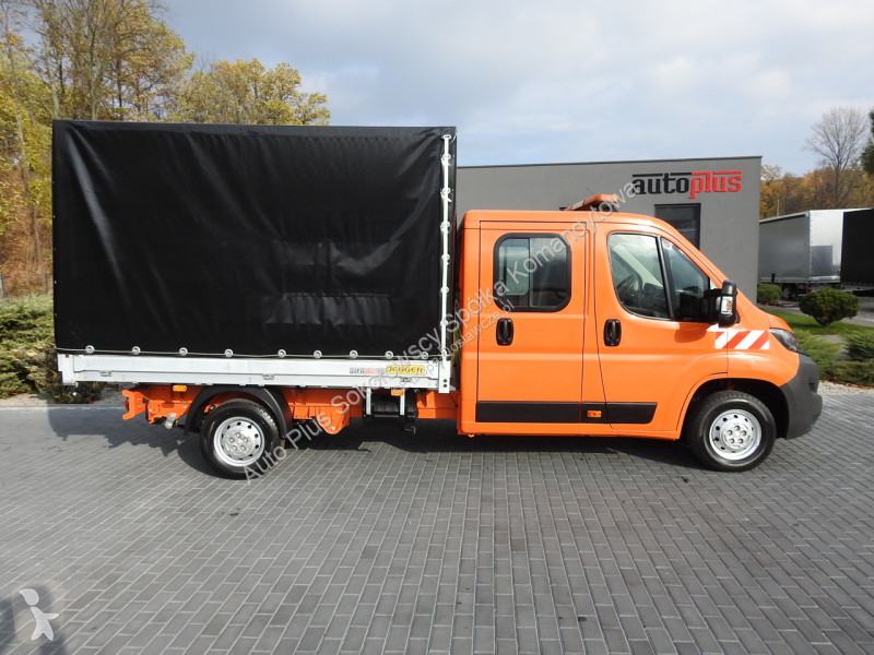 Samochód dostawczy Peugeot  BOXER