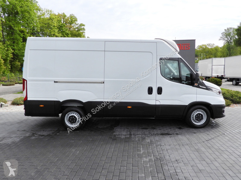 Furgoneta Iveco 35S14 DAILY