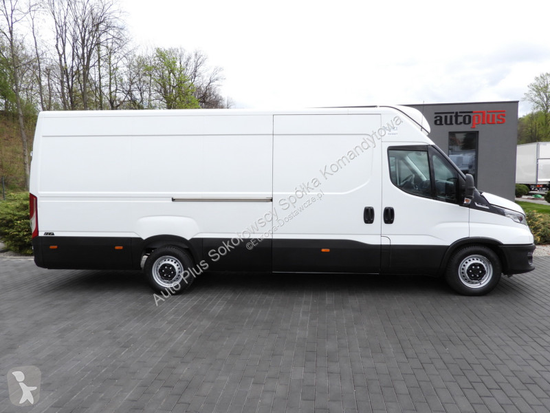 Furgoneta Iveco 35S14 DAILY