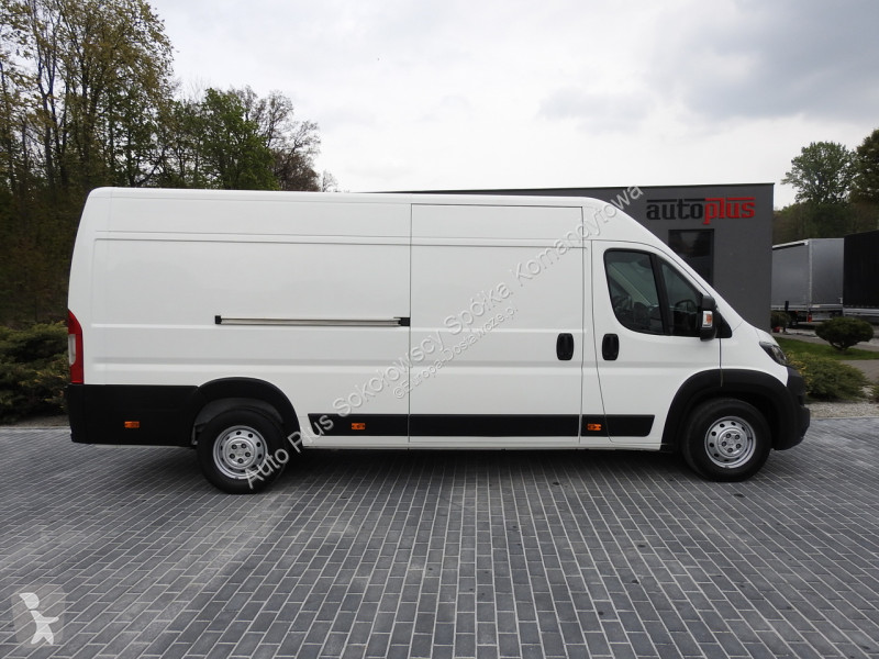Samochód dostawczy Peugeot  BOXER