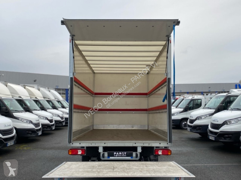 Furgoneta Iveco 35C16H3.0 empattement 4100