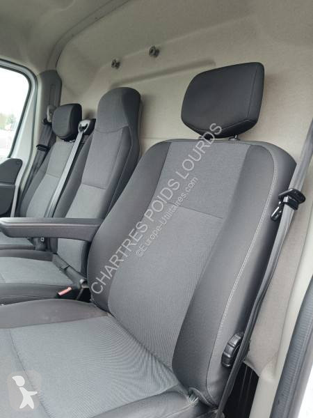 عربة نفعية Renault