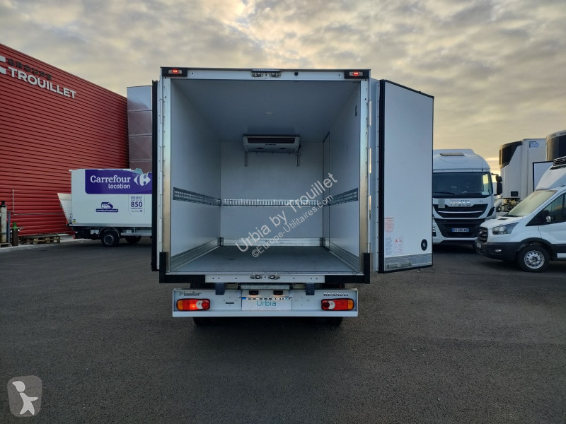 Véhicule utilitaire Renault FRIGO 12M3 165 CV...