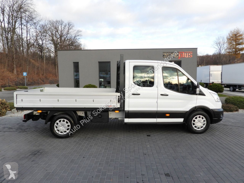 Samochód dostawczy Ford 4 x 4 TRANSIT