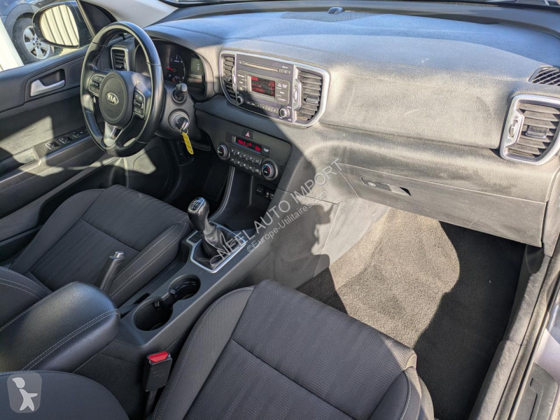 Samochód dostawczy KIA SPORTAGE IV MOTION 1.7...