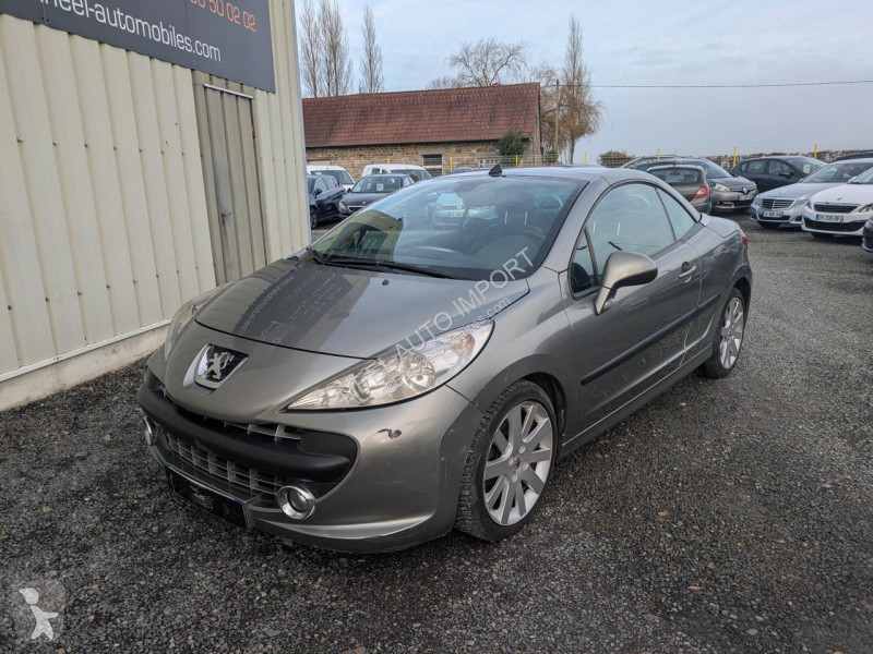 Véhicule utilitaire Peugeot 207 CC 1.6 HDI...