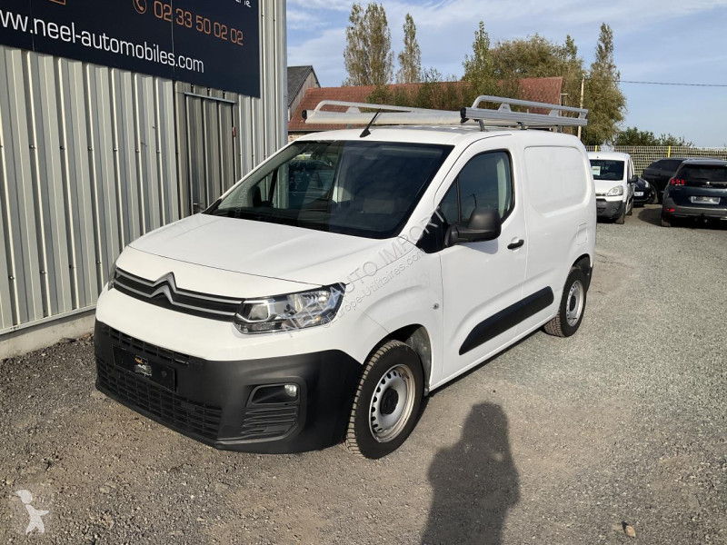 Véhicule utilitaire Citroën BERLINGO III M CLUB...
