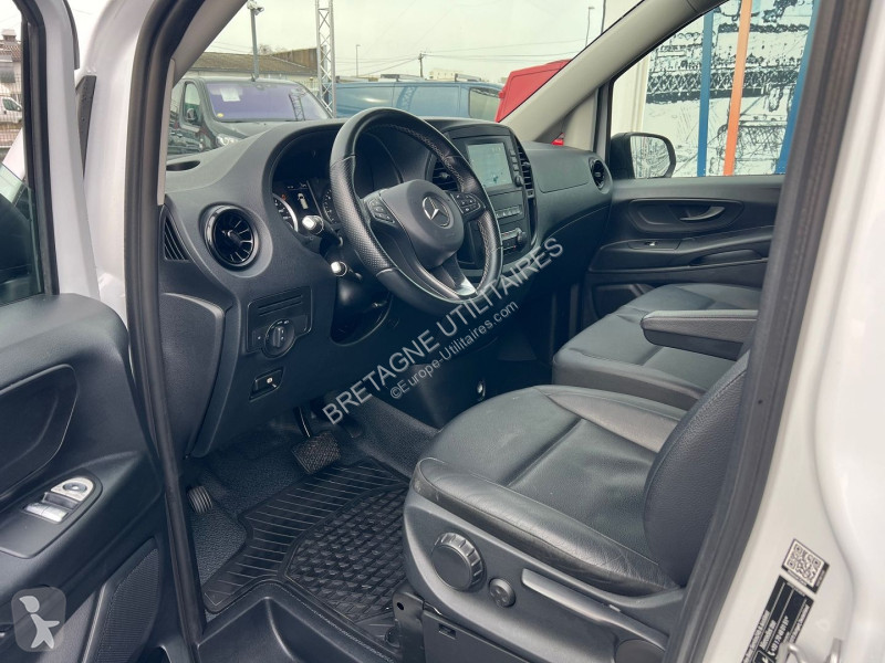 Véhicule utilitaire Mercedes VITO FG 114 CDI...