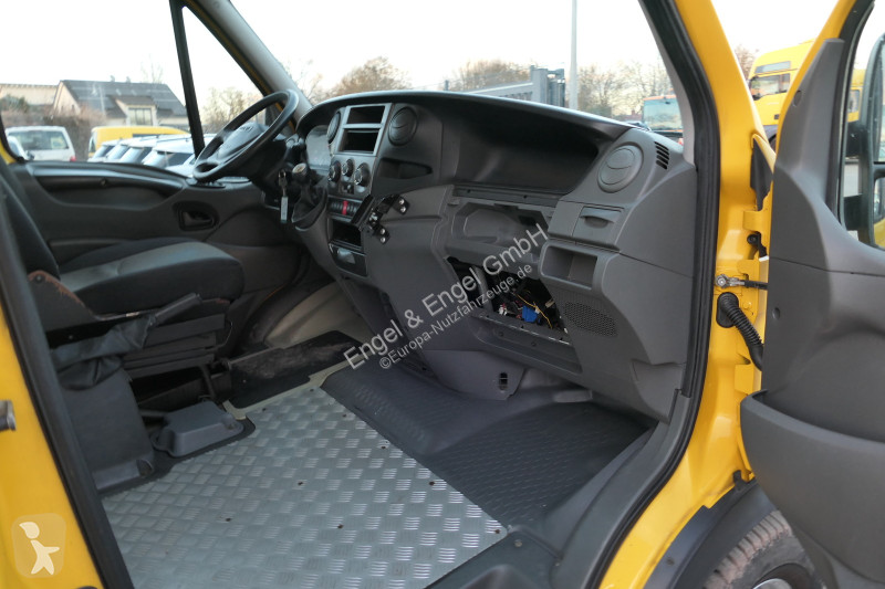 Furgoneta Iveco Daily 35 S11 C30C AUTOMATIK...