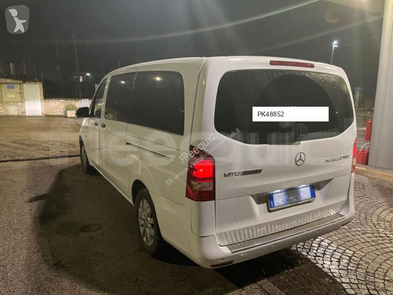 Furgoneta Mercedes