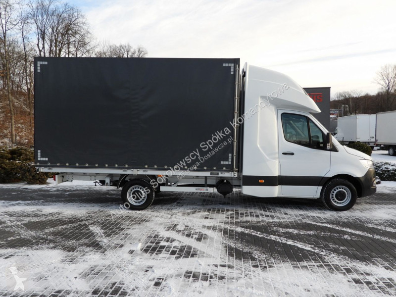 Samochód dostawczy Mercedes 23ASTER