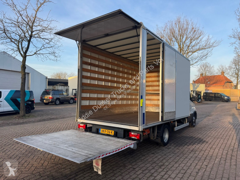 عربة نفعية Iveco 40C18 EURO 6 / MANUAL