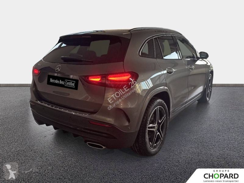 عربة نفعية Mercedes GLA 180 d 8G-DCT