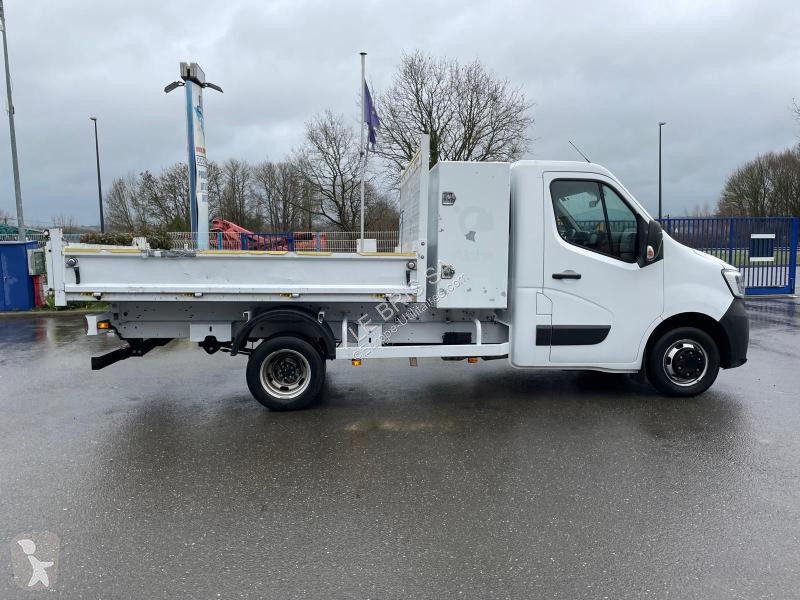 عربة نفعية Renault MASTER 130