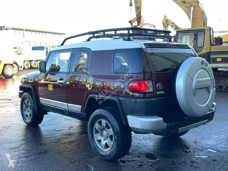 عربة نفعية Toyota 4.0 V6 Airconditioning 4x4...