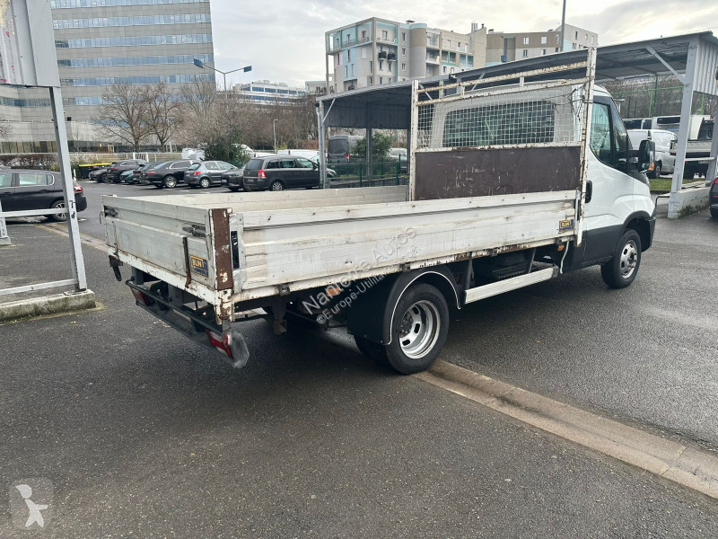 عربة نفعية Iveco DAILY 35C PLATEAU 13500 HT...