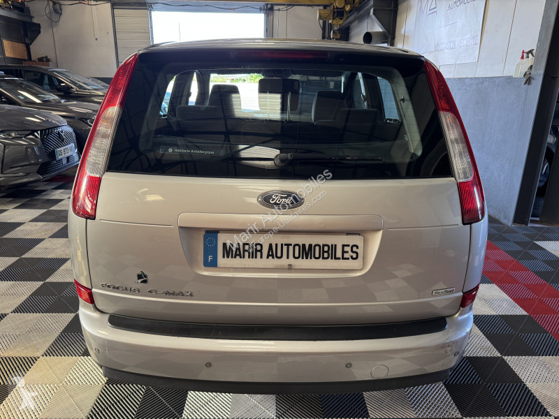 Veículo utilitário Ford C-MAX
