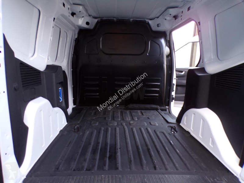 Véhicule utilitaire Ford  transit courier
