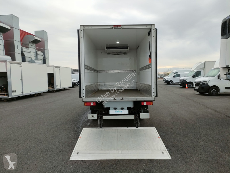 Véhicule utilitaire Iveco FRIGO 12M3 160 CV...