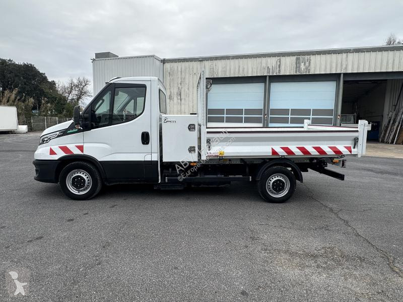 Nyttofordon Iveco 35S14 BENNE DE 2.80M COFFRE...